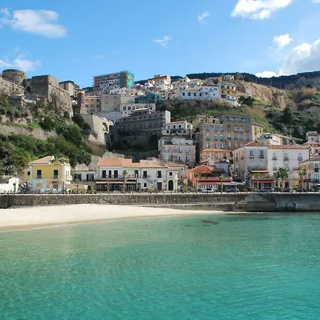 Ll Gatto Pizzo City Center With Wonderful Sea Views Apartman *