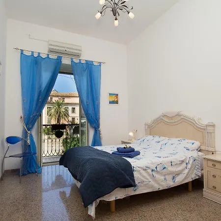 Apartman Ll Gatto Pizzo City Center With Wonderful Sea Views
